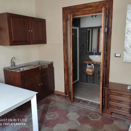 Zed-House Apartment นิซซา มอนแฟร์ราโต ภายนอก รูปภาพ